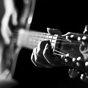 在线播放妃光莉妃ひかり
